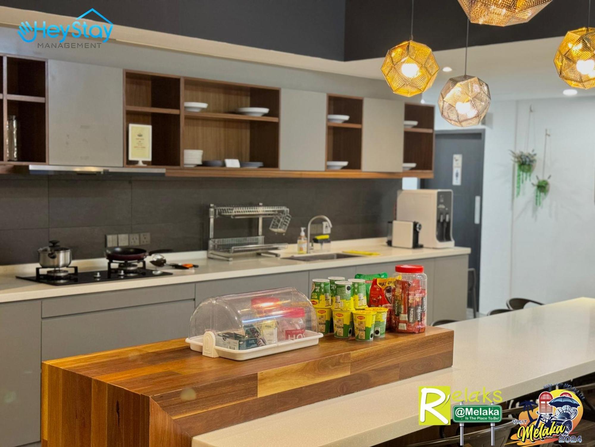 Modern Cave Guest House Walking Distance 5Mins To Jonker Malacca Exterior foto